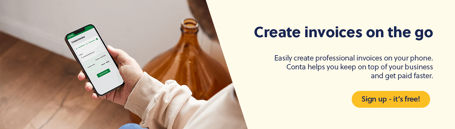 A person sending an invoice on their phone, using the free invoicing software Conta